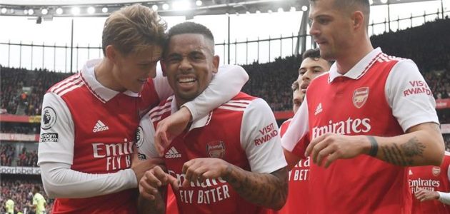 فيديو | آرسنال يتخطى ليدز برباعية ويواصل الانفراد بصدارة الدوري الإنجليزي